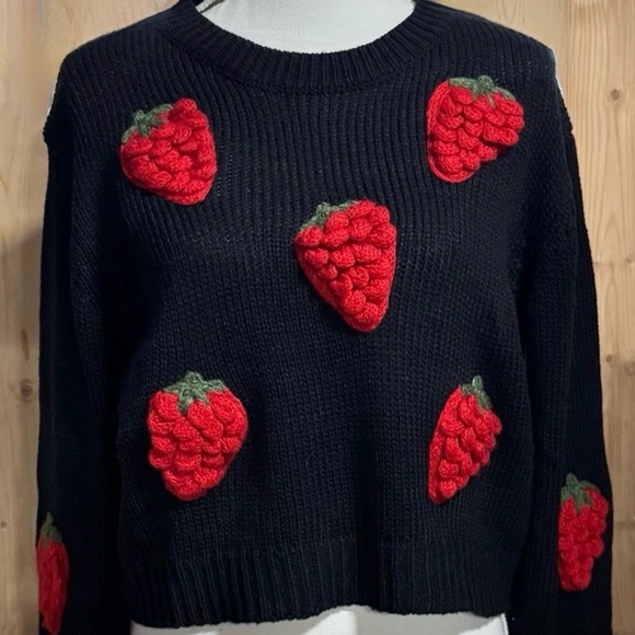 Love Tree Sweaters - Women’s Black Strawberry 3D Appliqué Knit Sweater